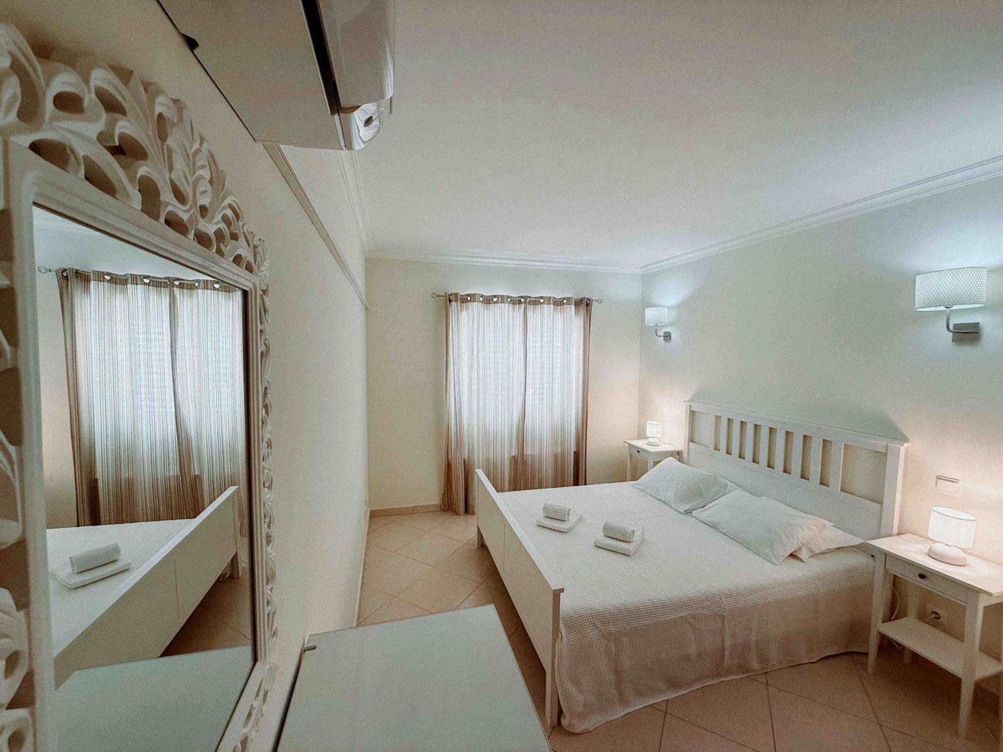 Portugal Rentals Vila Da Praia Apartments อัลวอร์ ภายนอก รูปภาพ